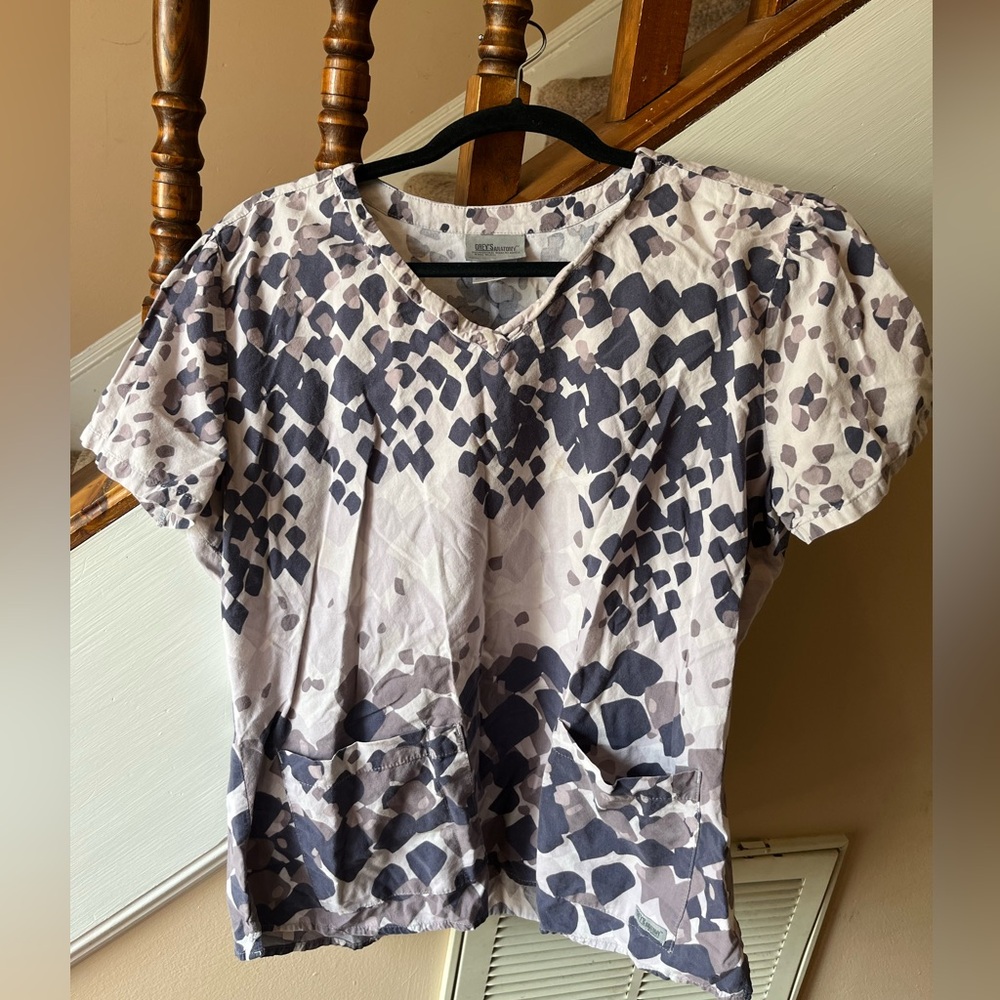 Grey’s Anatomy Grey & White Scrub Top
